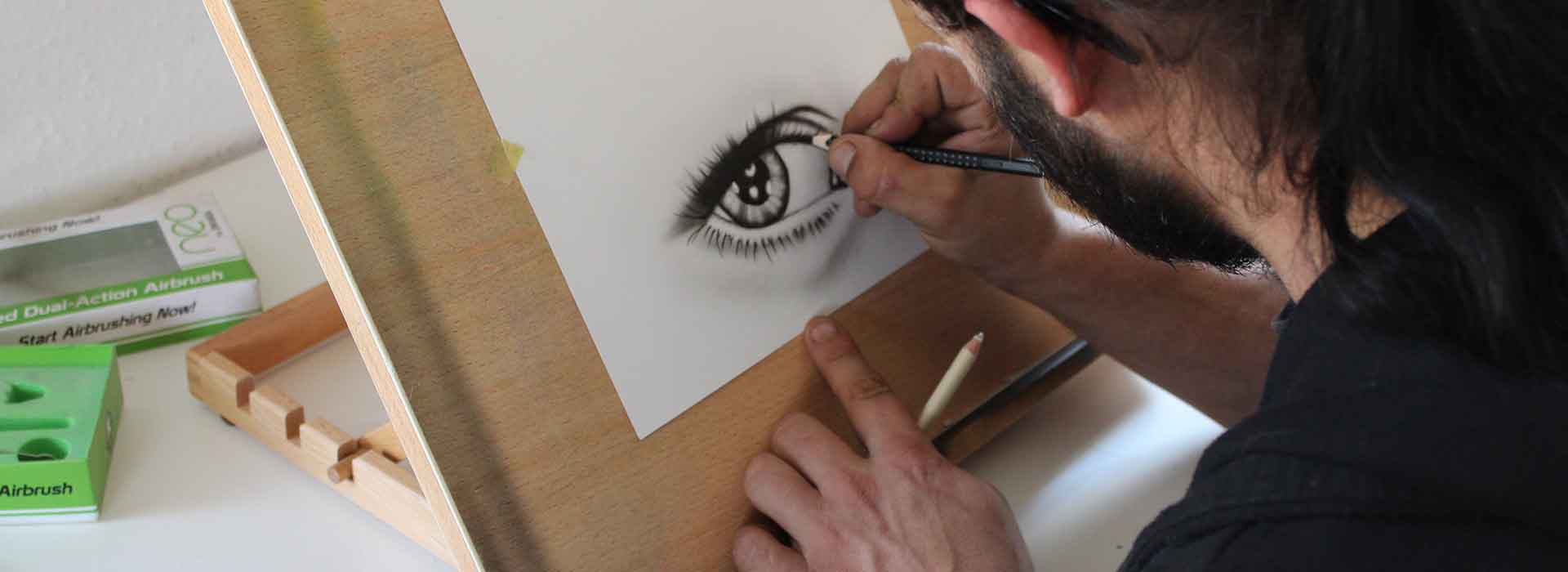 Professional art classes for adults and kids
